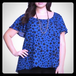 Torrid blue leopard animal print chiffon top 2
